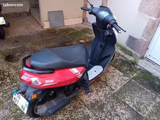 scooter kisbee