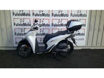 honda sh 125 2022 125 cm3 | scooter | 5 000 km | blanc | 13200 arles