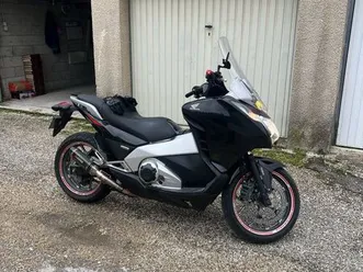 honda intégra 700