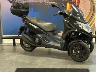 piaggio mp3 300 hpe sport