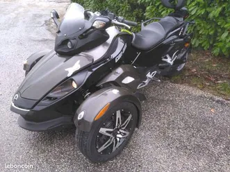 can-am spyder rs