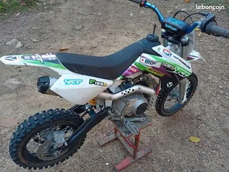 ycf 125 start semi-automatique
