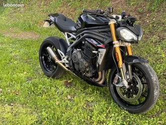 triumph 1200 rs speed triple