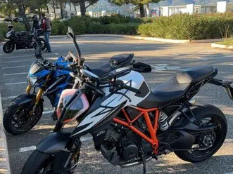 ktm 1290 superduke r