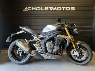 triumph speed triple 1200 rs