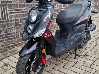 ② sym crox 25km/u 2020