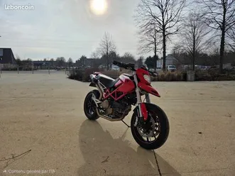 ducati hypermotatd 1100