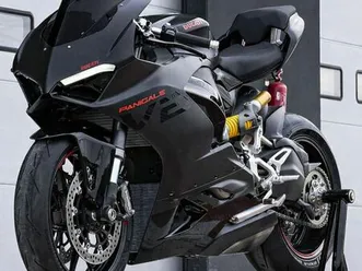 ducati panigale v2 - black edition - 2024