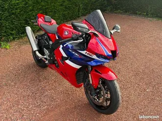 honda cbr 1000 rrr