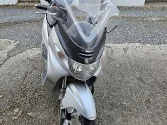 suzuki burgman 250