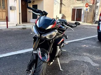 triumph street triple r