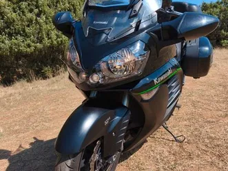 kawasaki 1400 gtr
