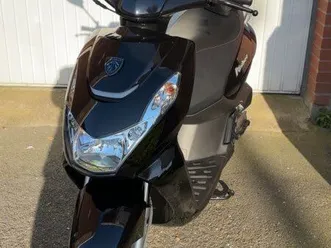 scooter kisbee black édition 50c