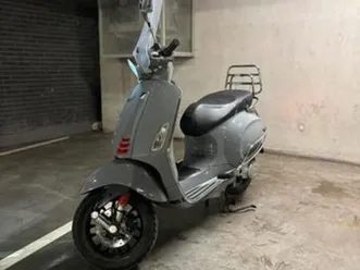 vespa sprint | iget | 2019 | nardo grey | 11k km | 1ste eig. — scooters | vespa — marktplaats