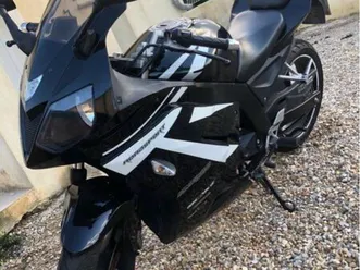 daelim roadsport r 125