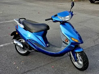 kymco zx 50 roller ab platz -