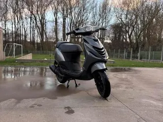 ② piaggio zip 2t – topstaat | gva | veel upgrades