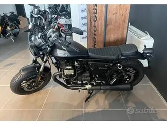 moto guzzi v9 bobber