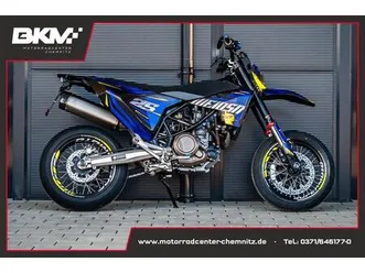 husqvarna 701 supermoto ++umbau++akra+a2 möglich++dekor