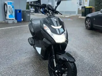 streetzone 4t injection 2022 — kisbee — très bonne état