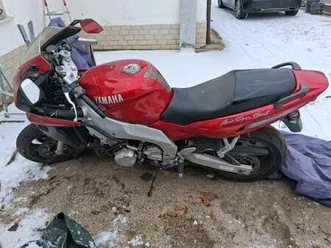 yamaha yzf 600