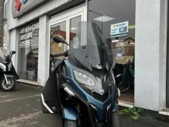 piaggio mp3 530 hpe exclusive 2025 530 cm3 | scooter | 10 066 km | bleu | 94370 sucy en brie