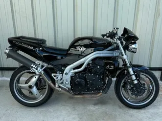 triumph speed triple