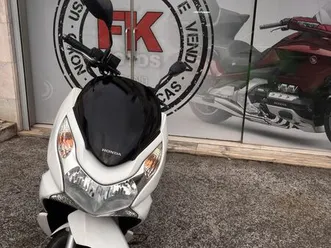 honda pcx 125 (branca) vila franca de xira