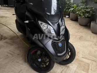 piaggio mp3 350 version sport