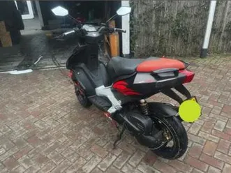 aprilia sr50 — scooters | aprilia — marktplaats