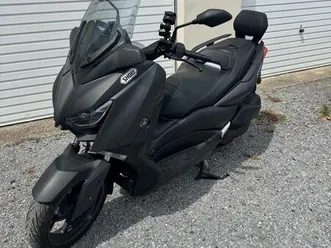 scooter 300 xmax