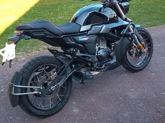 moto zontes 125 scrambler