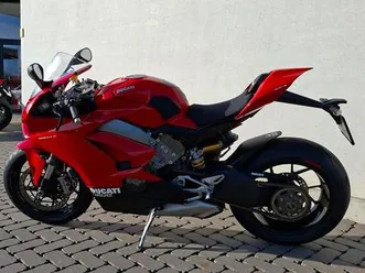 ② ducati panigale v4 € 17500