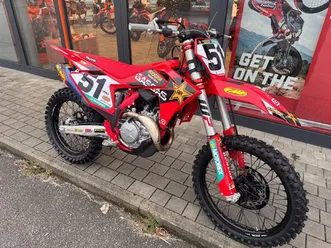 moto neuve: gasgas mc 450f factory edition