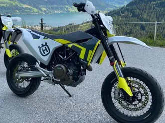 husqvarna 701 supermoto