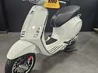 vespa - sprint 50 -