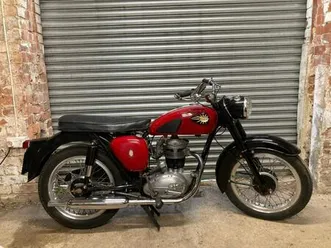 1961 bsa c15 250 cc single (classic motorcycle) starts/runs & rides ace !!