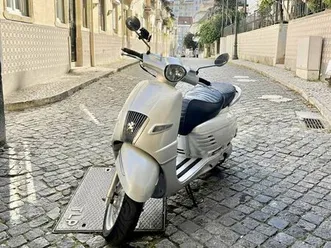 peugeot django 125 abs 2022 ótimo estado algueirão-mem martins