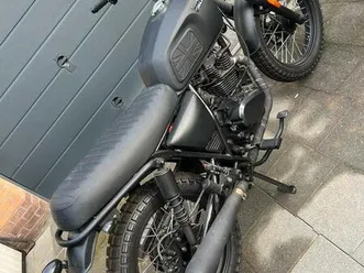 ② brixton bx 125 cc