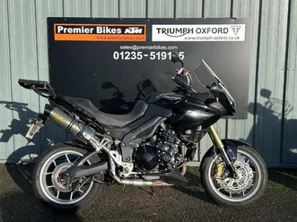 triumph tiger 1050 sport 1050 cc