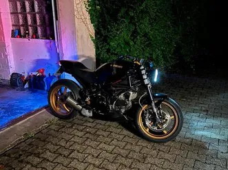 ducati monster s2r 800