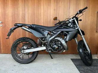 rieju mrt 50 supermoto schwarz