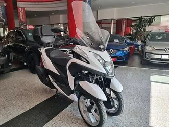 yamaha tricity 155 urban city baluetto e parabre