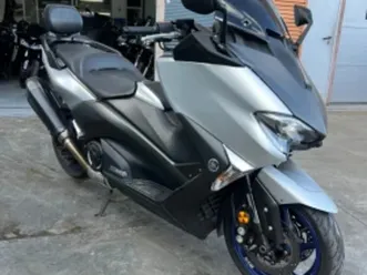 yamaha t-max 530sx akrapovic