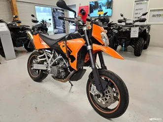 supermoto // akrapovic // kahvanlämmittimet