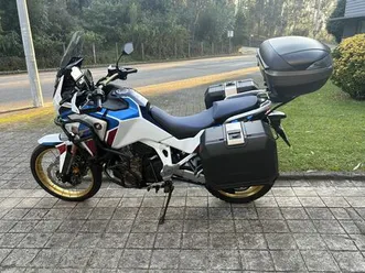 honda africa twin 1100 adv maia