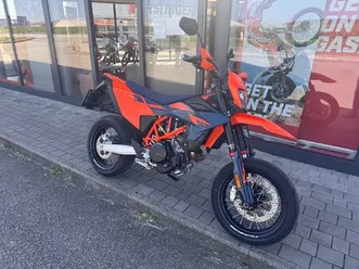 moto neuve: ktm 690 smc r