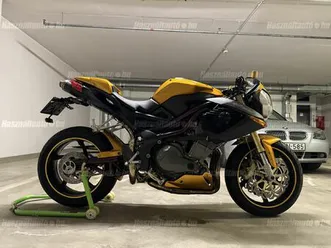 café racer igazi ritkaság!