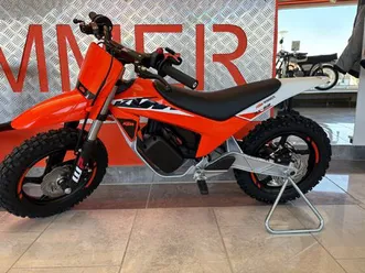 moto neuve: ktm sx-e 2