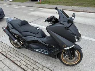 ② yamaha tmax 530 black max